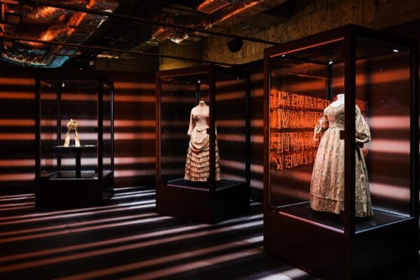 K11 MUSEA 《The Love of Couture: Artisanship in Fashion Beyond Time》開幕