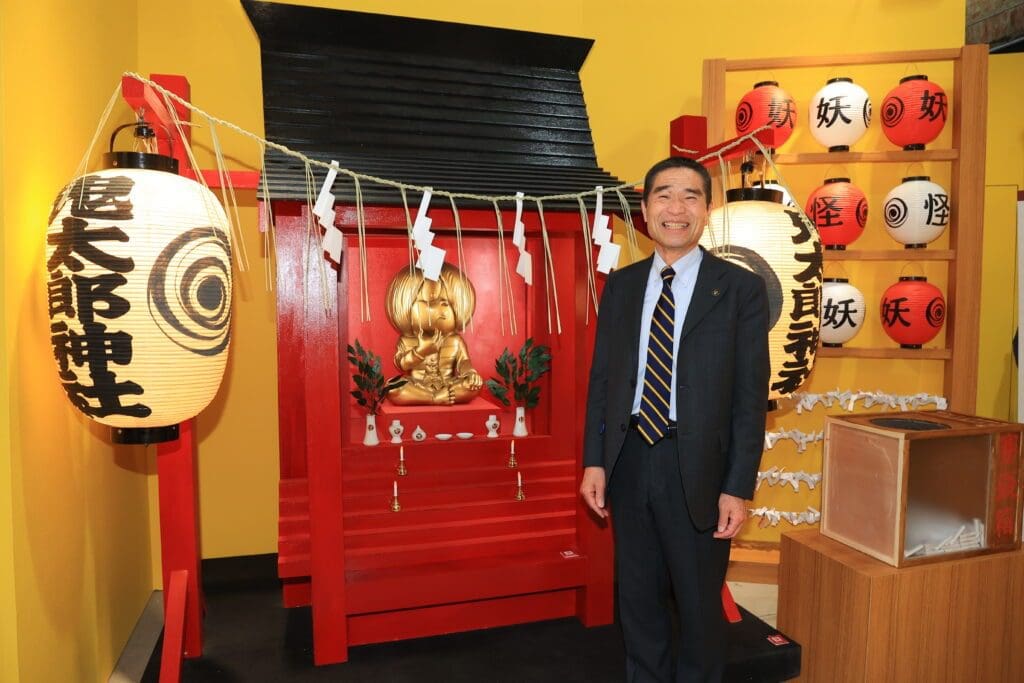 鳥取縣境港市市長伊達憲太郎參觀鬼太郎展，提到水木茂老師是大恩人