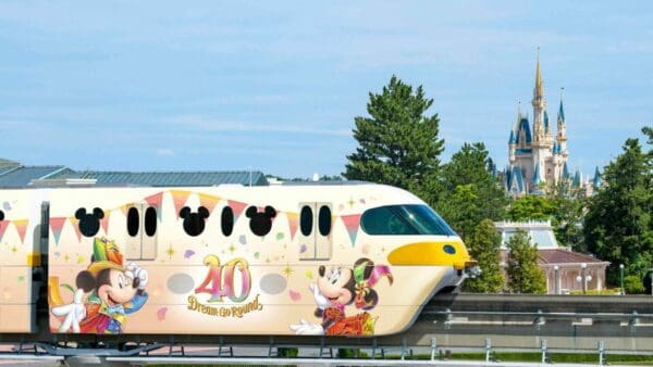歡慶東京迪士尼渡假村40週年！超華麗紀念列車4月15起開始行駛