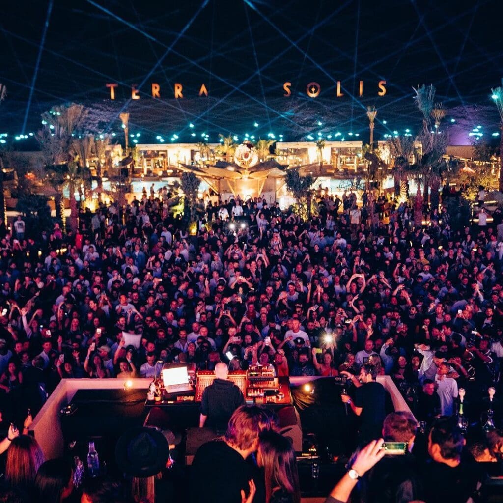 「Terra Solis」號稱奢華版Tomorrowland已開放2023下半年預約！在杜拜來場沙漠渡假電音之旅16jpg
