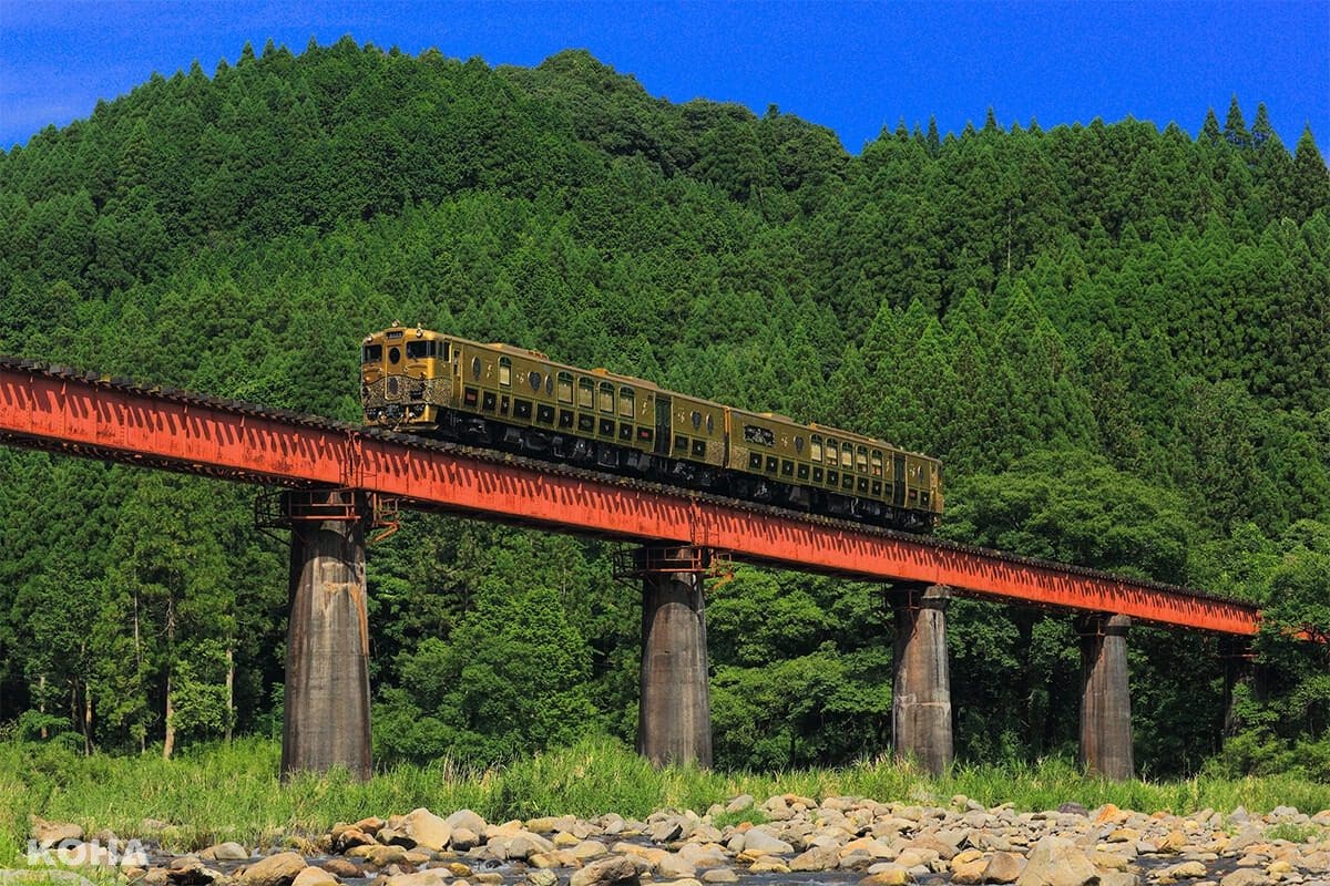 kyushu train 16