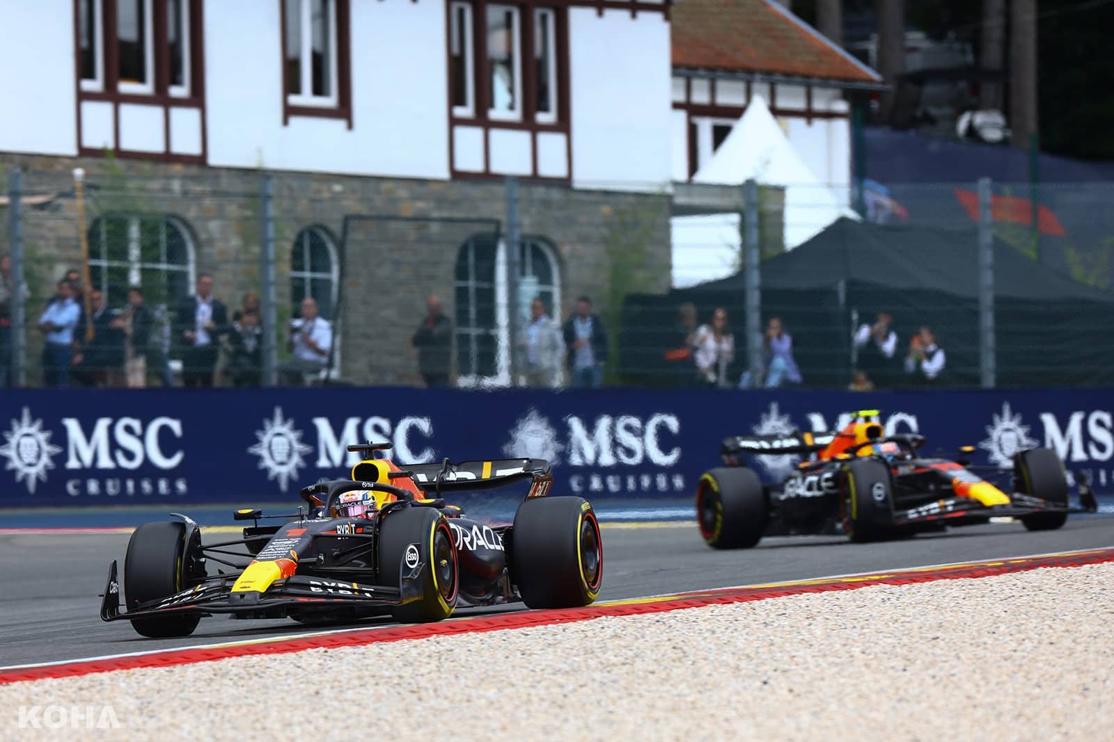 圖五：Max Verstappen與Sergio Perez在F1比利時大獎賽以一二名完賽，為Red Bull車隊創下本季第五次包辦冠亞軍的紀錄，並續寫跨季連勝。（圖片來源：Red Bull）