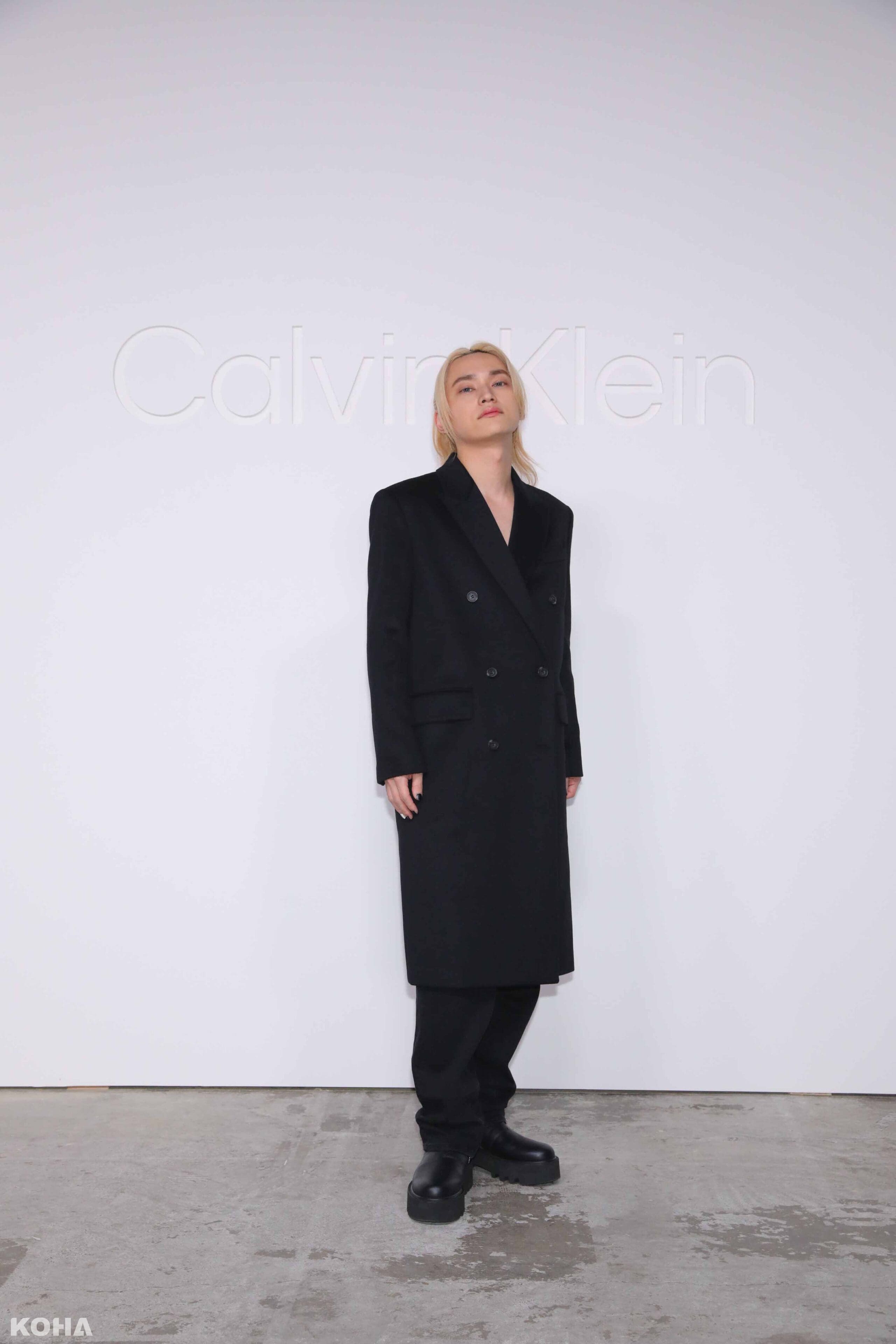 日高光啓SKY HI穿著Calvin Klein秋季系列造型現身品牌的時尚和音樂之夜 scaled