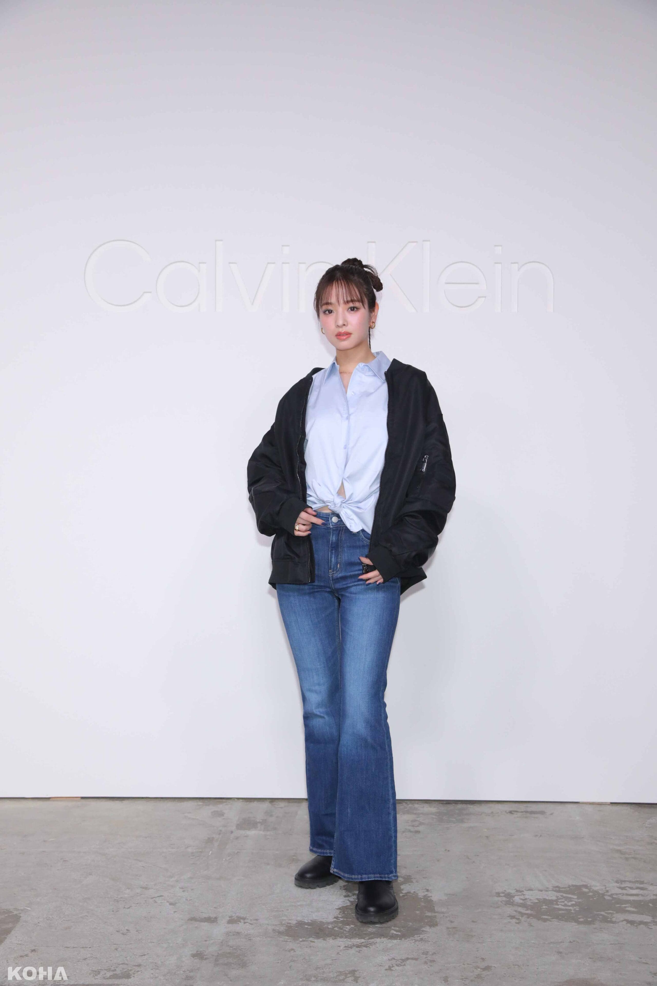 橫田真悠Mayu Yokota穿著Calvin Klein秋季系列造型現身品牌的時尚和音樂之夜 scaled