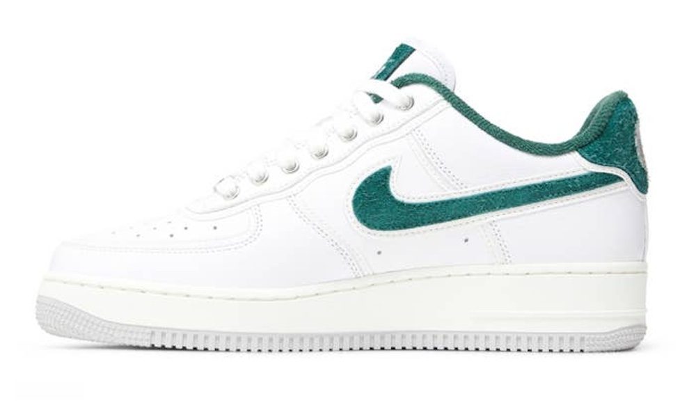 GOAT Division Street Nike Air Force 1 Low Oregon 3