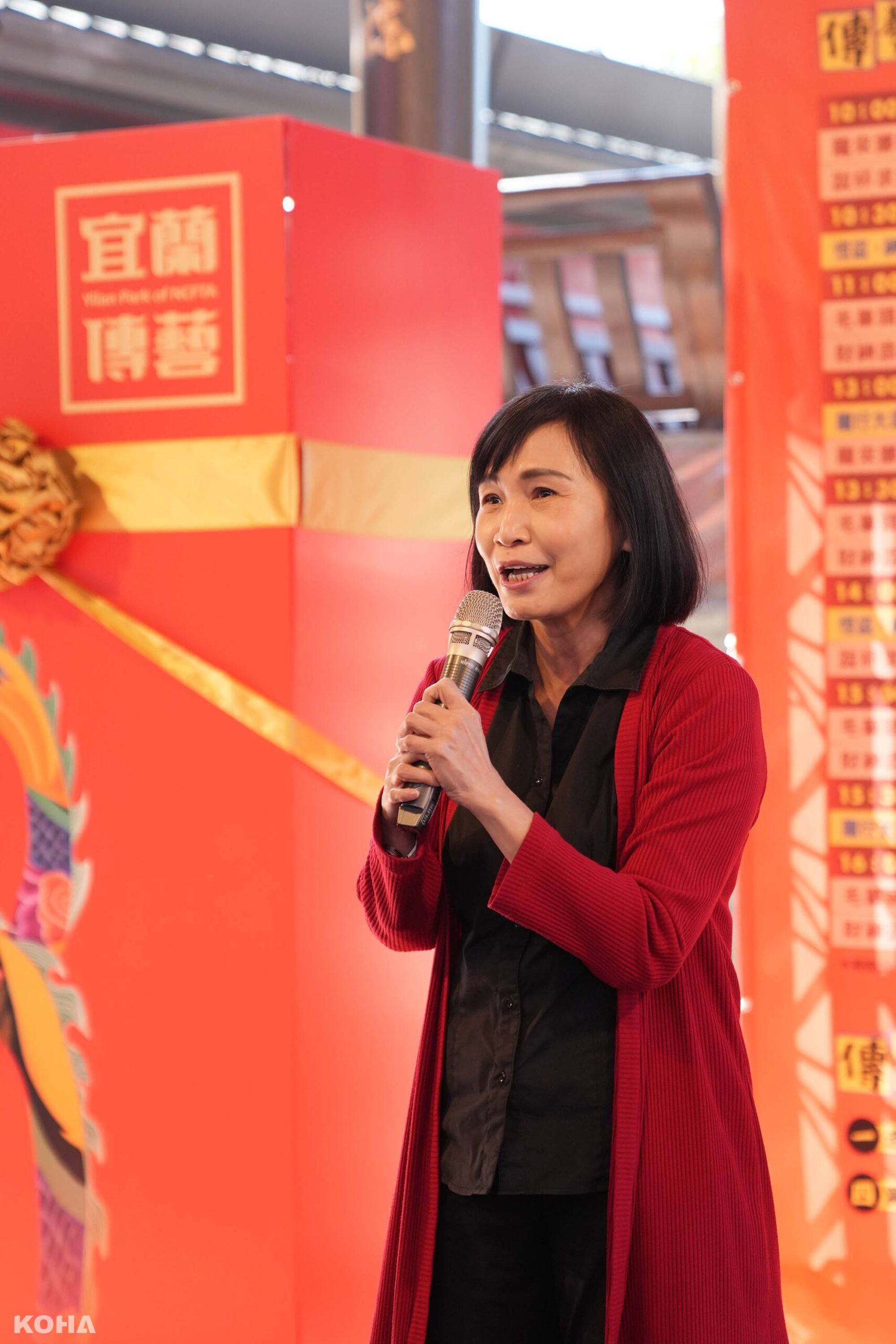 2.國立傳統藝術中心主任陳悅宜今特別出席記者會，邀請大家新春龍來傳藝過好年。 scaled