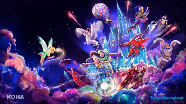 東京迪士尼樂園推出絕美夜間光影秀，灰姑娘城堡變身夢幻舞台