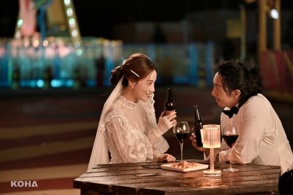 香港賀歲冠軍電影《飯戲攻心2》張繼聰當年娶歌壇天后引發媒體高度觀注 「拍《飯戲攻心2》很有既視感」