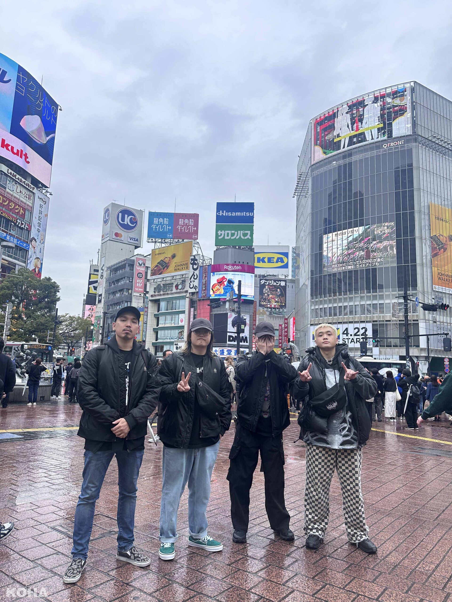 血肉果汁機在四月展開日本巡迴，於東京、大阪、神戶、名古屋舉辦共五場演出 scaled