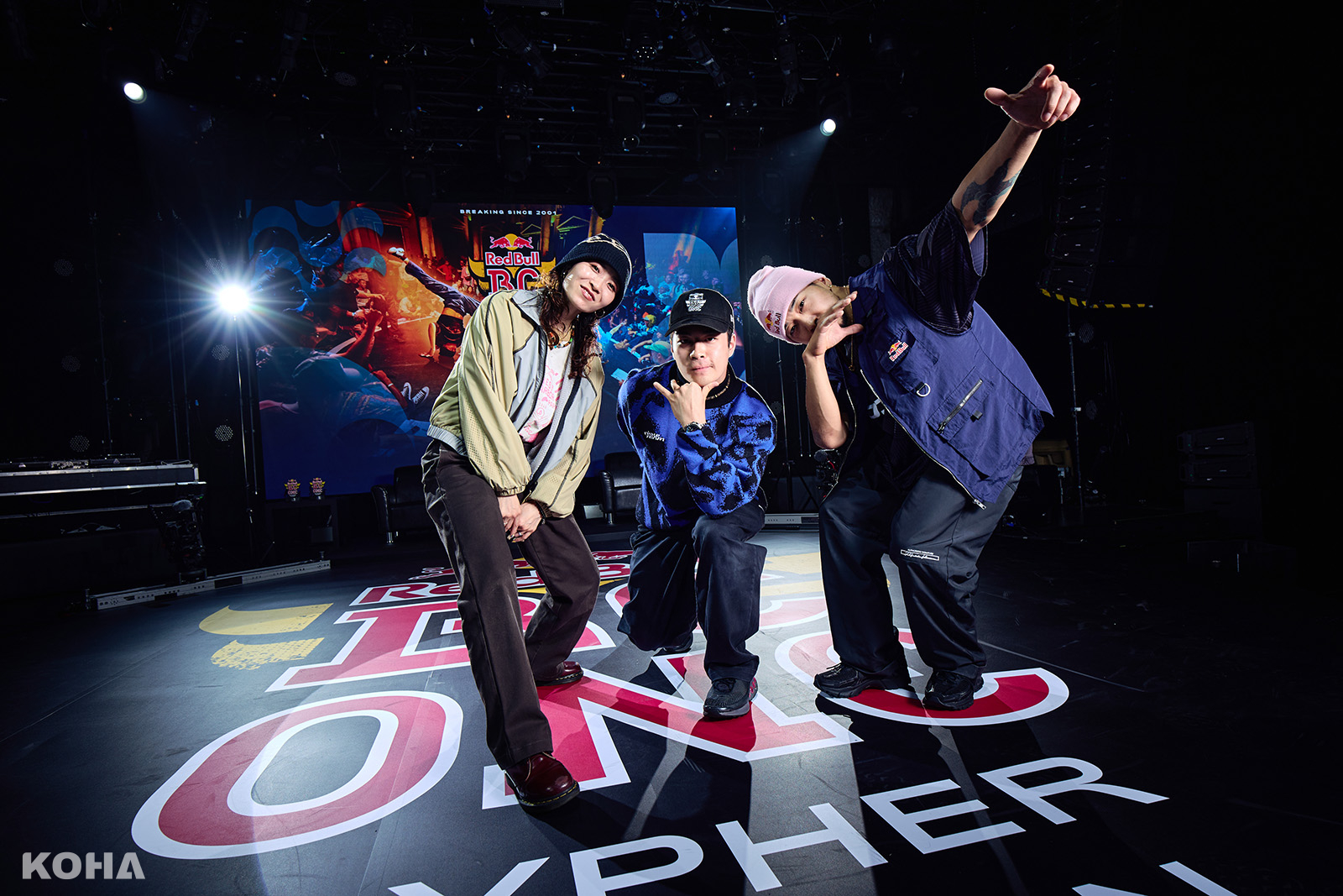 01 重量級國際評審登台選出台灣最強霹靂舞者（左至右）：日本B Girl Ayu、霹靂舞國手B Boy Quake（孫振）與韓國B Boy Hong10　（金洪烈）。（Red Bull提供）