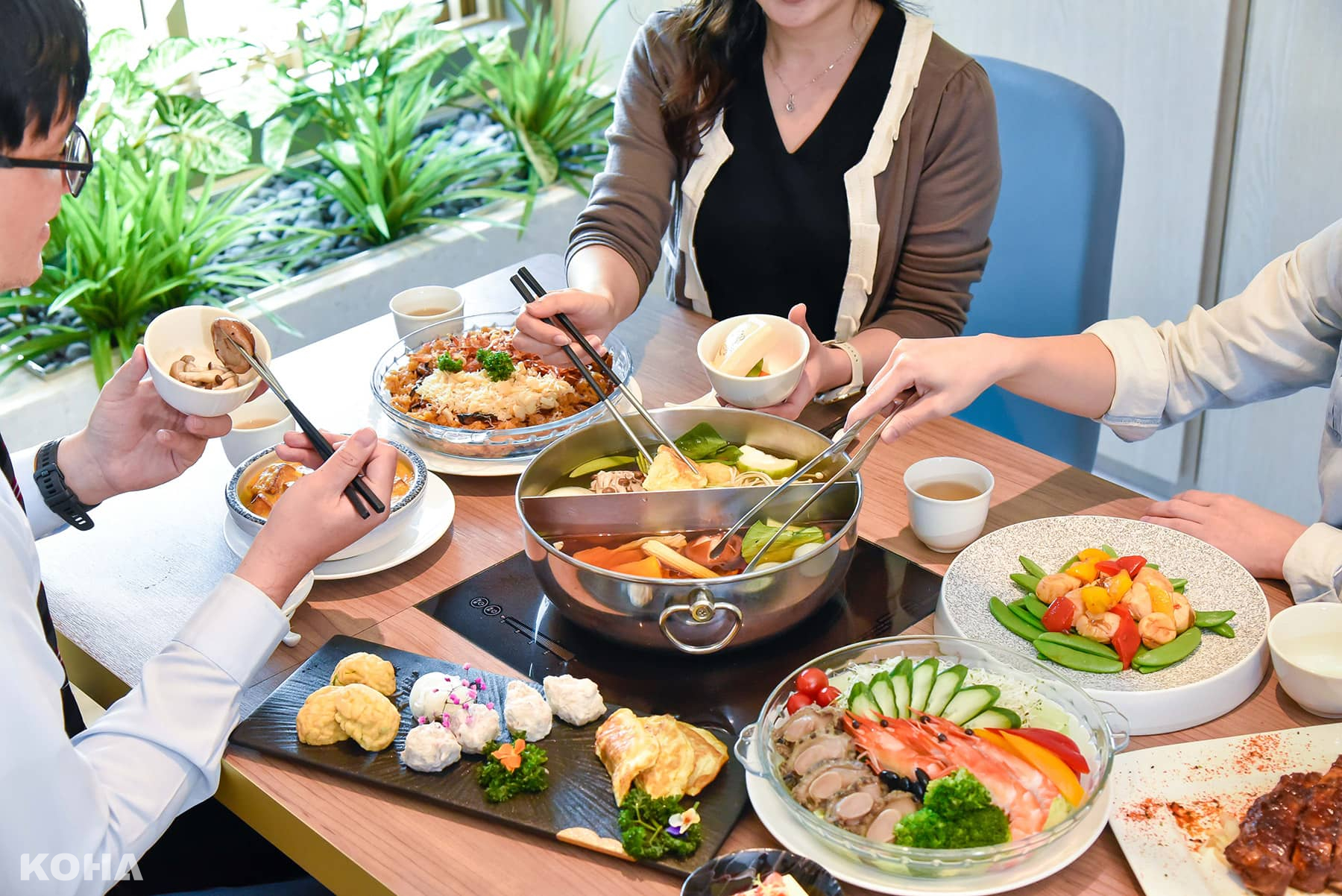 圖6高雄福華大飯店推出多樣化母親節料理款待 0 1