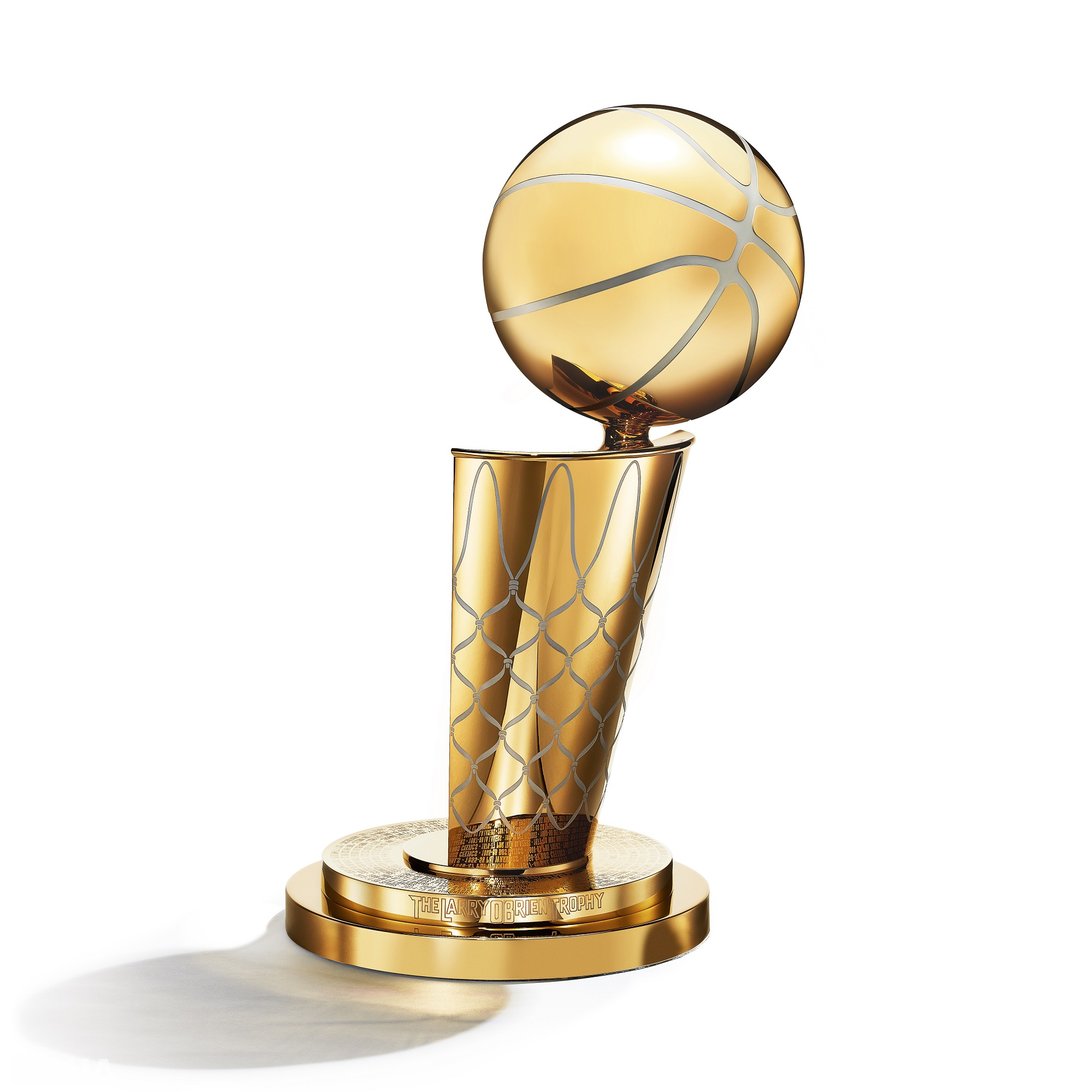 Tiffany & Co. 為NBA總決賽冠軍波士頓塞爾提克隊頒發獎盃
